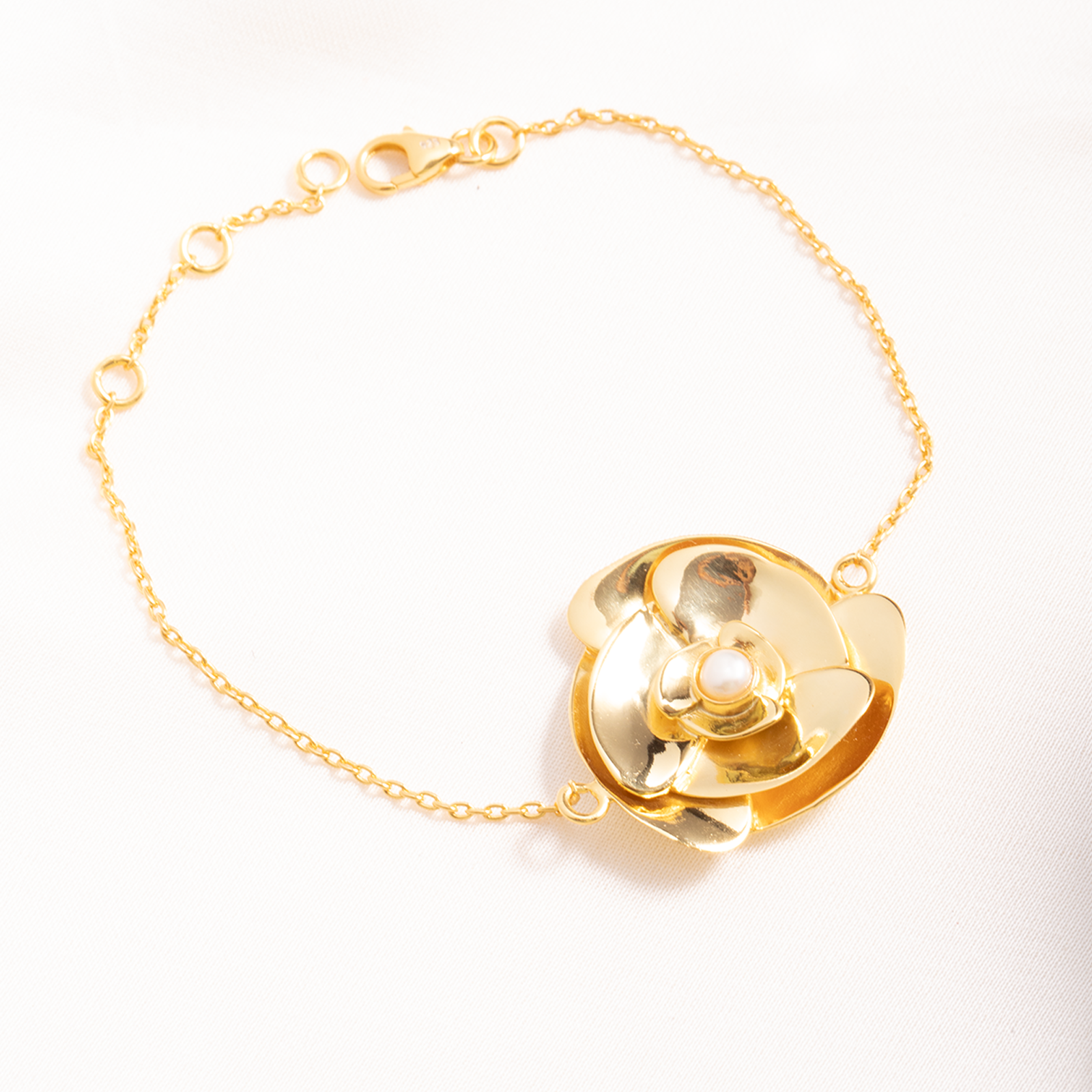 Rosélia Pearl Bloom Bracelet